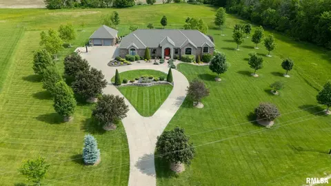 Other - 507 E High St, Mendon, IL 62351 photo 1 of 4