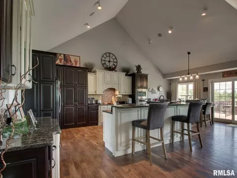 Kitchen - 507 E High St, Mendon, IL 62351 photo 2 of 6
