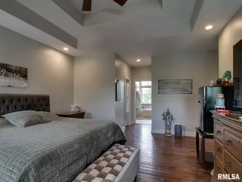 Bedroom - 507 E High St, Mendon, IL 62351 photo 1 of 6