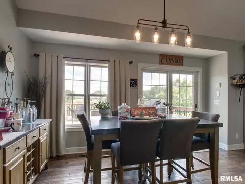 Dining - 507 E High St, Mendon, IL 62351 photo 1 of 1