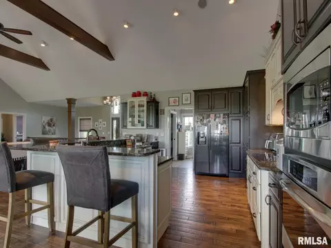 Kitchen - 507 E High St, Mendon, IL 62351 photo 6 of 6