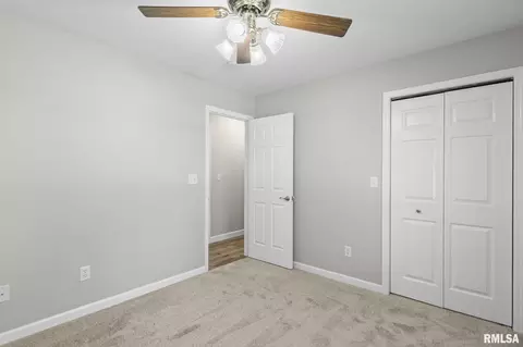 Bedroom - 317 E Kimble St, Springfield, IL 62703 photo 5 of 9
