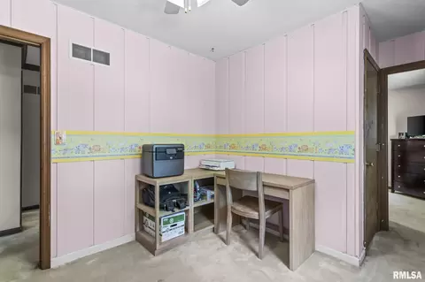 Bedroom - 155 Exmore Dr, Springfield, IL 62704 photo 10 of 10