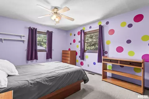 Bedroom - 155 Exmore Dr, Springfield, IL 62704 photo 7 of 10