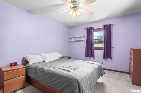 Bedroom - 155 Exmore Dr, Springfield, IL 62704 photo 8 of 10