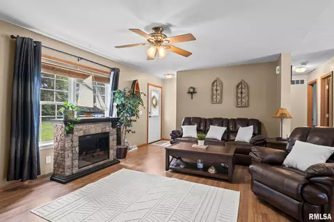 6175 Crows Mill Rd, Springfield, IL 62707 photo 5