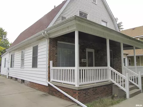215 N State St, Springfield, IL 62702 photo 2