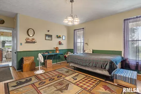 17124 Engle St, Athens, IL 62613 photo 12