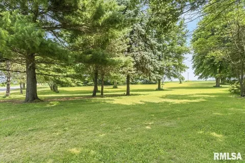 17124 Engle St, Athens, IL 62613 photo 45