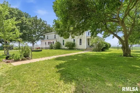 17124 Engle St, Athens, IL 62613 photo 2