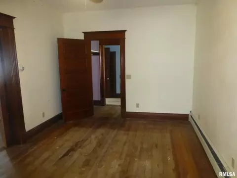 Bedroom - 121 E Fortune St, Virden, IL 62690 photo 1 of 8