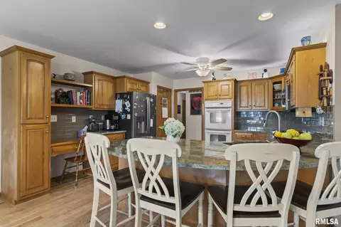 Kitchen - 3549 Benbrook Dr, Springfield, IL 62711 photo 2 of 4