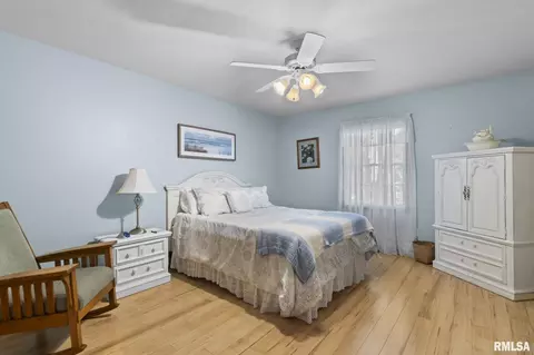 Bedroom - 3549 Benbrook Dr, Springfield, IL 62711 photo 6 of 9