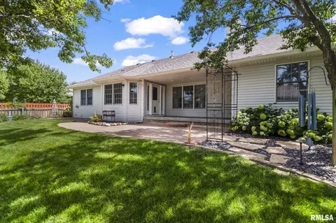 Exterior - 3549 Benbrook Dr, Springfield, IL 62711 photo 5 of 6