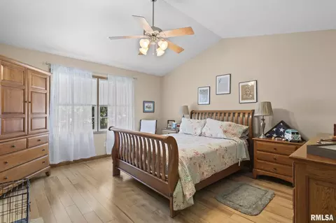Bedroom - 3549 Benbrook Dr, Springfield, IL 62711 photo 1 of 9