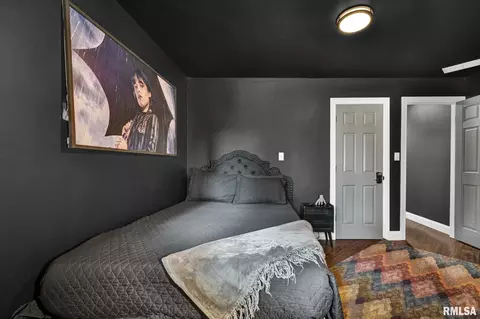 Bedroom - 110 Edgar St, Lincoln, IL 62656 photo 2 of 5