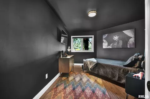 Bedroom - 110 Edgar St, Lincoln, IL 62656 photo 1 of 5