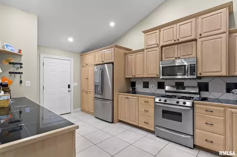 Other - 2450 Old Beardstown Rd, Springfield, IL 62702 photo 1 of 17