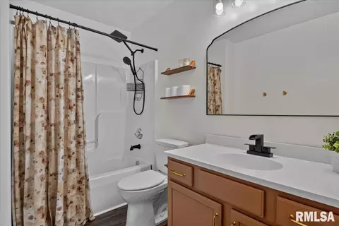 3824 Viking Blvd, Springfield, IL 62712 photo 17