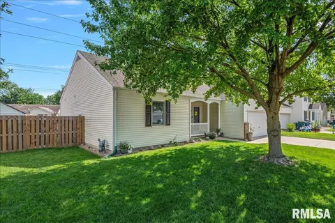 3824 Viking Blvd, Springfield, IL 62712 photo 3