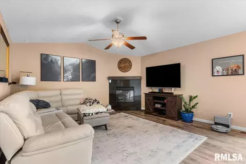Other - 2919 Meadowbrook Rd, Springfield, IL 62711 photo 1 of 11