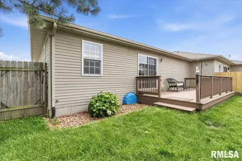 Exterior - 2919 Meadowbrook Rd, Springfield, IL 62711 photo 6 of 6
