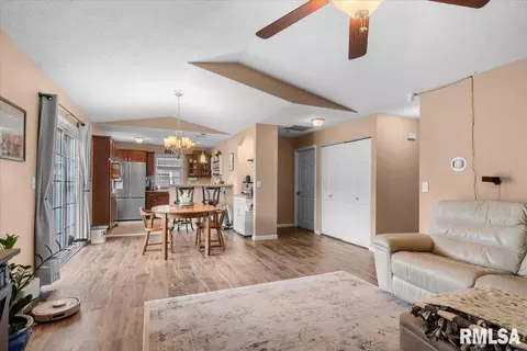 Other - 2919 Meadowbrook Rd, Springfield, IL 62711 photo 2 of 11