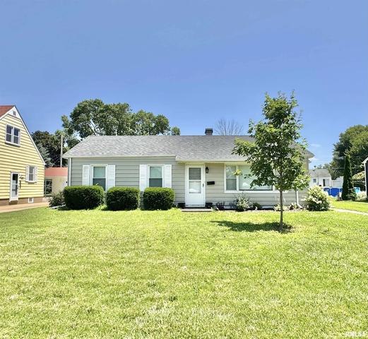 805 S Farnham St, Galesburg, IL 61401