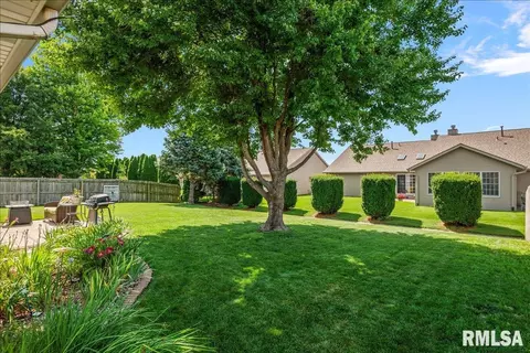 Exterior - 3904 Huxley Dr, Springfield, IL 62711 photo 2 of 6