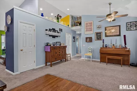 Entry Way - 3904 Huxley Dr, Springfield, IL 62711 photo 2 of 5