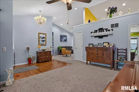 Entry Way - 3904 Huxley Dr, Springfield, IL 62711 photo 5 of 5
