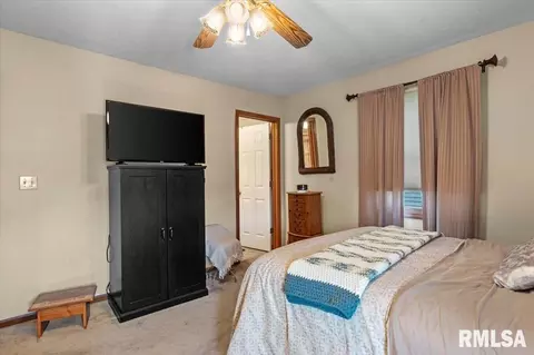 Bedroom - 6416 Hayley Ct, Springfield, IL 62712 photo 3 of 4