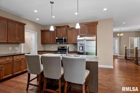 Kitchen - 3957 Waterstone Way, Springfield, IL 62711 photo 2 of 5