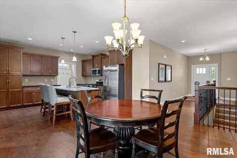 Dining - 3957 Waterstone Way, Springfield, IL 62711 photo 3 of 4