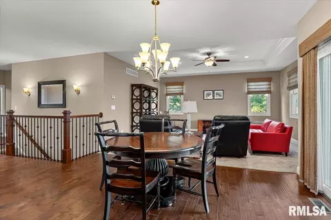 Dining - 3957 Waterstone Way, Springfield, IL 62711 photo 4 of 4