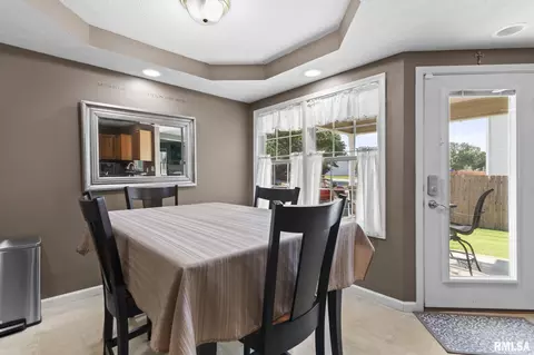 Dining - 3824 Carney Blvd, Springfield, IL 62712 photo 4 of 4