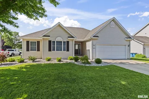 Exterior - 3824 Carney Blvd, Springfield, IL 62712 photo 4 of 5