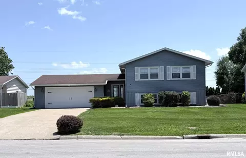 1639 Meadow Lark Dr, Galesburg, IL 61401