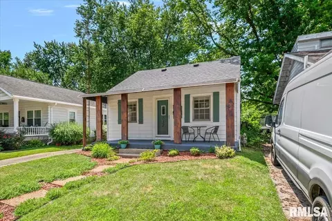 Exterior - 517 S Feldkamp Ave, Springfield, IL 62704 photo 2 of 6