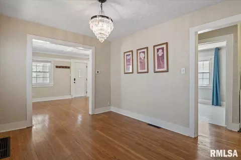 Other - 517 S Feldkamp Ave, Springfield, IL 62704 photo 3 of 7