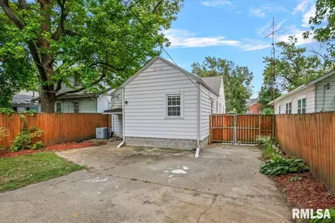 Exterior - 517 S Feldkamp Ave, Springfield, IL 62704 photo 6 of 6