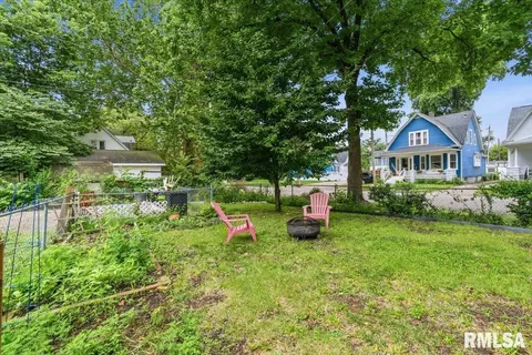Exterior - 450 W Chenery St, Springfield, IL 62704 photo 4 of 4