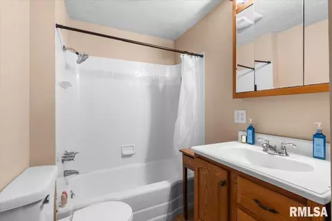Bath - 3515 Sherman St, Springfield, IL 62703 photo 1 of 1