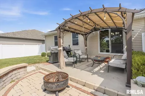 Other - 4810 Chestnut Dr, Springfield, IL 62711 photo 14 of 16