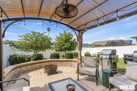 Other - 4810 Chestnut Dr, Springfield, IL 62711 photo 15 of 16