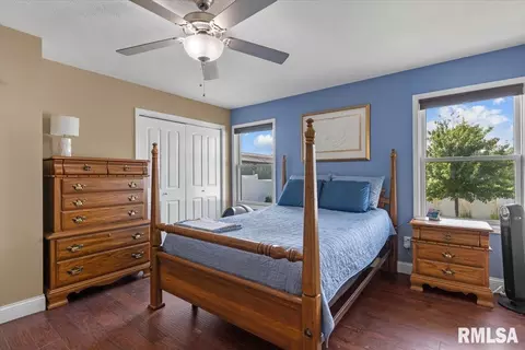 Bedroom - 4810 Chestnut Dr, Springfield, IL 62711 photo 1 of 4