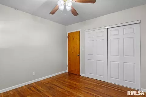 Bedroom - 101 Adloff Ln, Springfield, IL 62703 photo 4 of 6