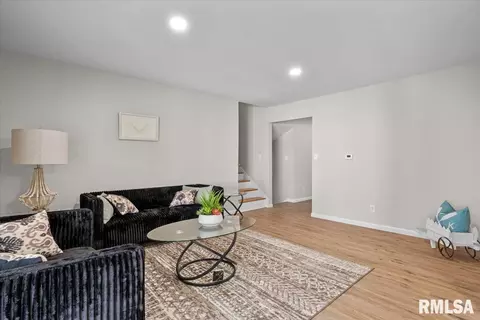 Other - 101 Adloff Ln, Springfield, IL 62703 photo 5 of 9