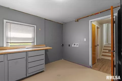 Other - 101 Adloff Ln, Springfield, IL 62703 photo 8 of 9