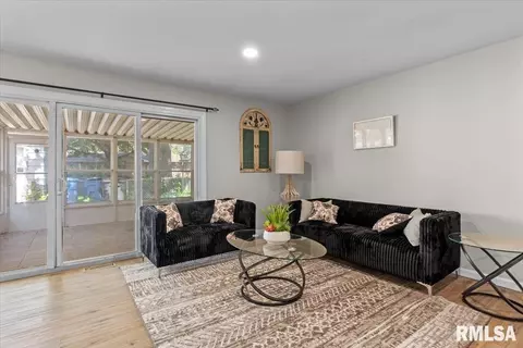Other - 101 Adloff Ln, Springfield, IL 62703 photo 4 of 9